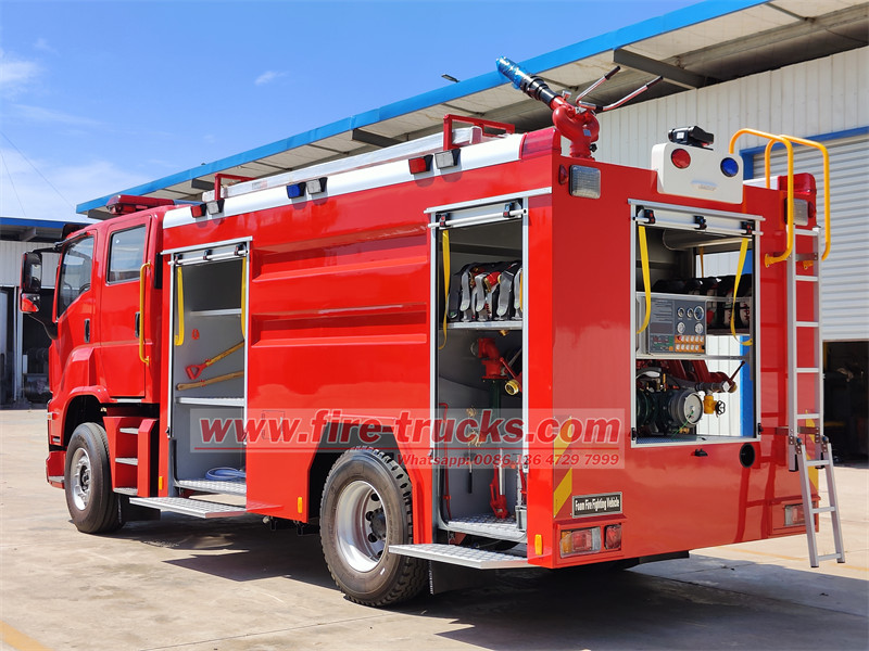 ISUZU water foam fire truck for sale