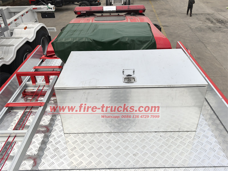 HOWO heavy-duty rescue fire vehicle