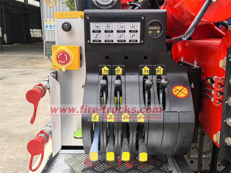 HOWO 6 wheeler rescue truck for sale