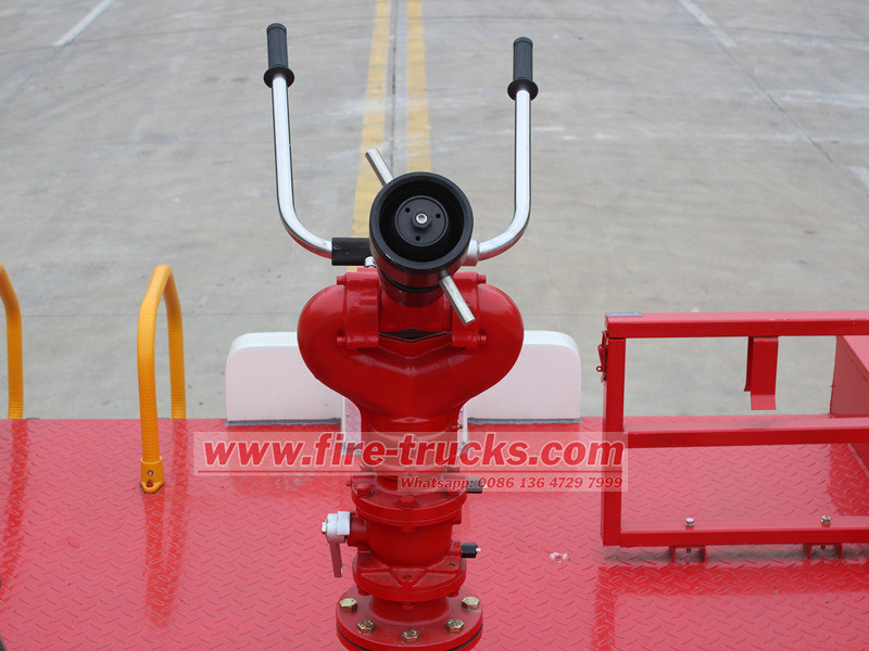 ISUZU water tender fire truck