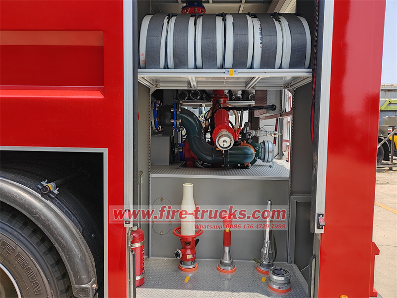 HOWO 4x2 foam water fire vehicle