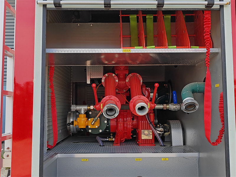 HOWO foam unit fire truck