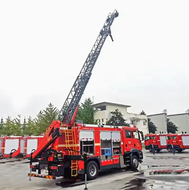 HOWO 4X2 aerial ladder fire rescue truck