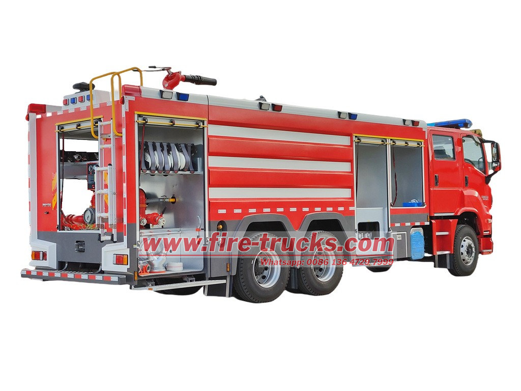 Isuzu foam tanker fire engine