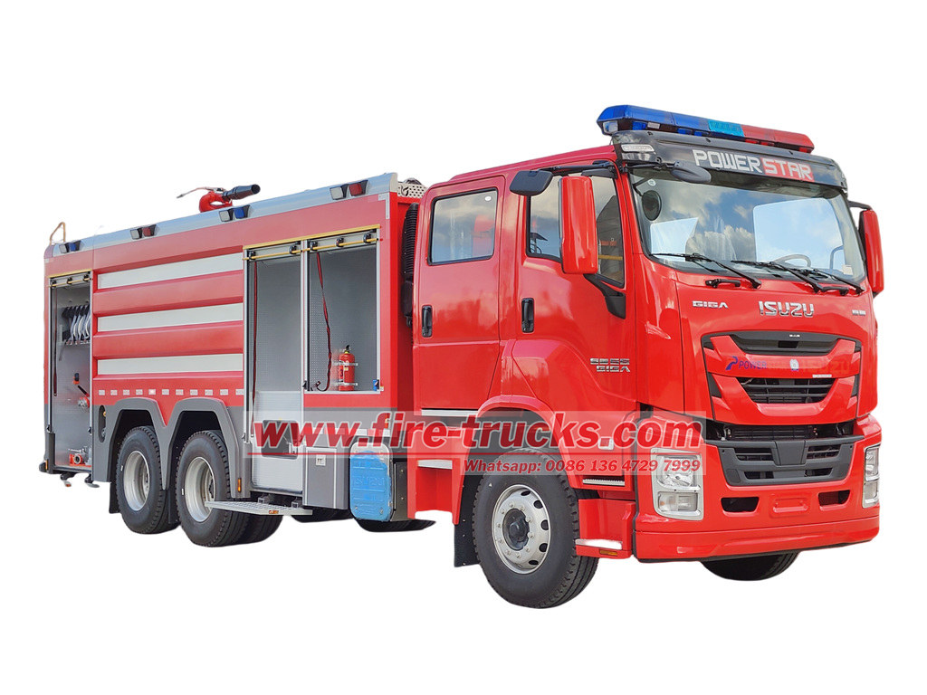 ISUZU GIGA fire pumper truck