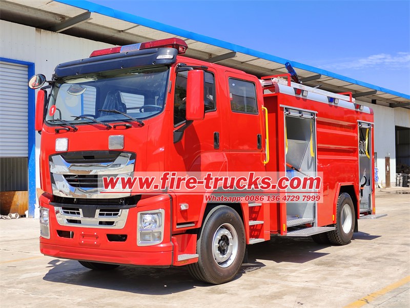 Isuzu giga fire fighting tanker truck