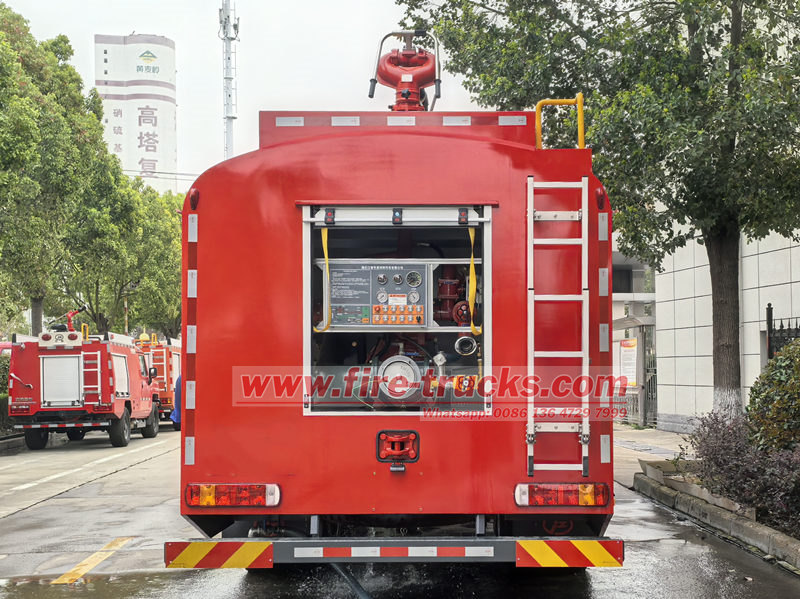 HOWO 6×6 off-road fire tender
