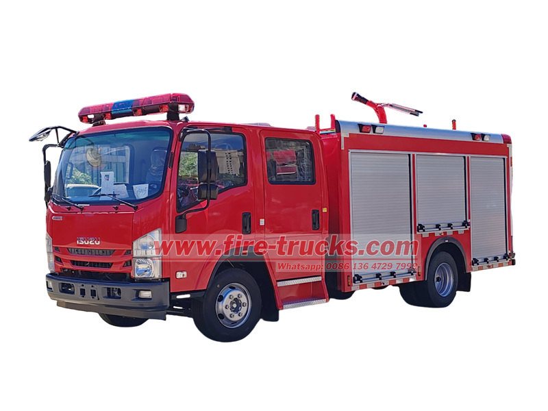 ISUZU 700P fire tanker truck