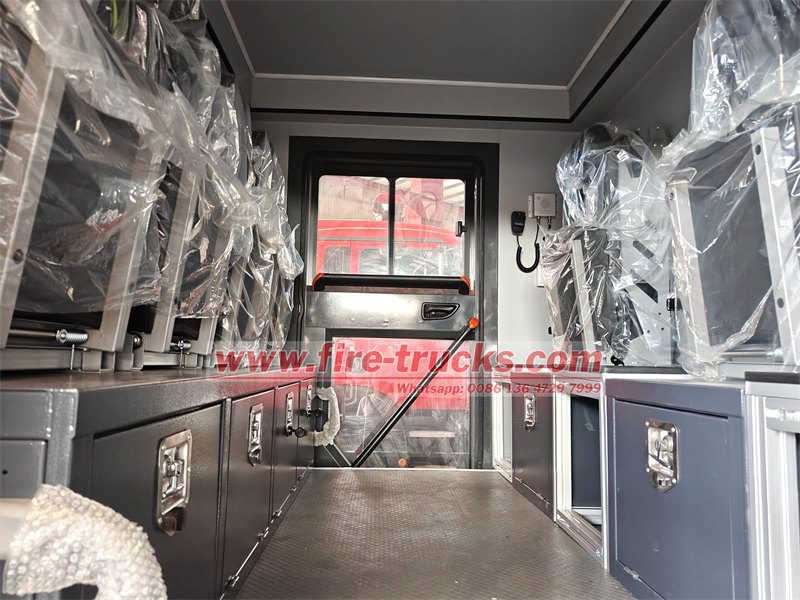 Pumper Fire truck with SCBA seats 