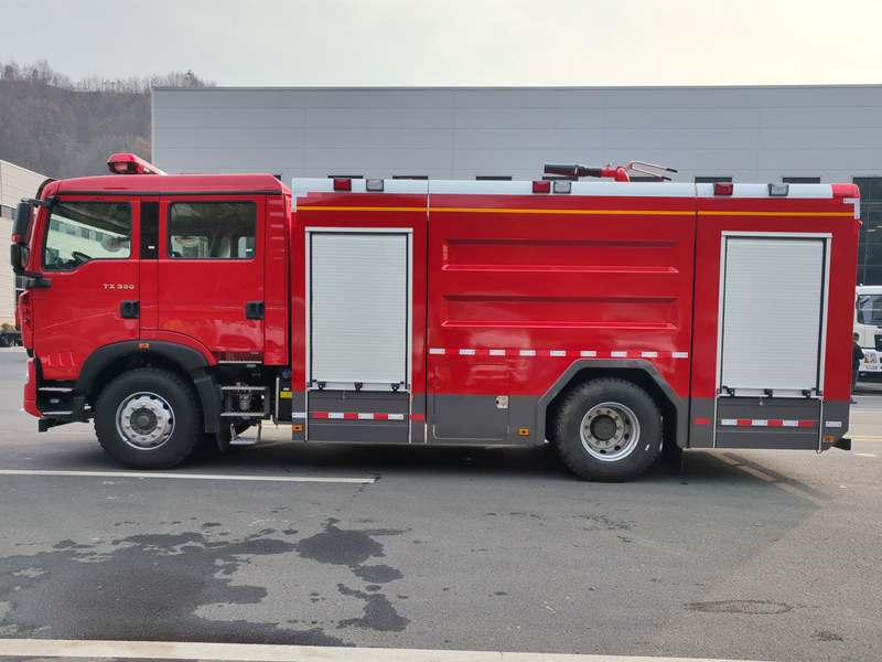 POWERSTAR foam fire truck HOWO