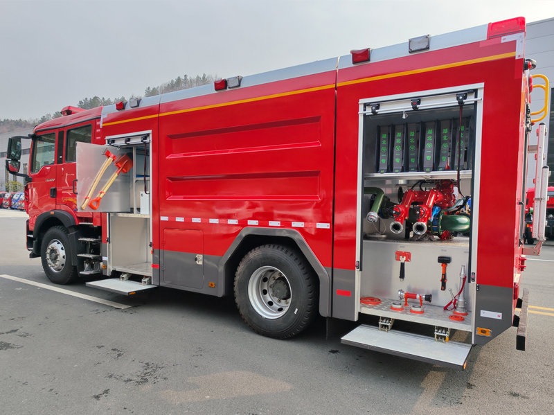 HOWO fire fighting truck tools