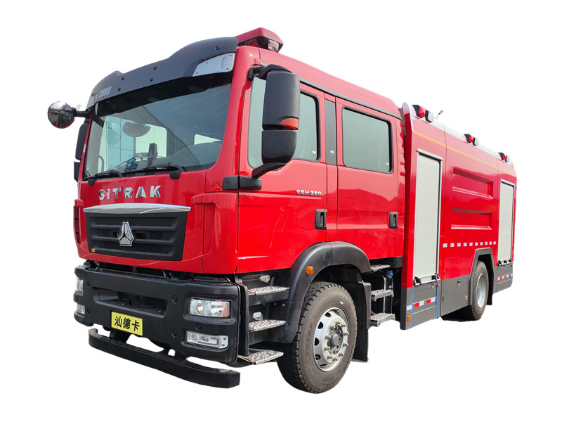 SINOTRUK SITRAK water foam fire engine
