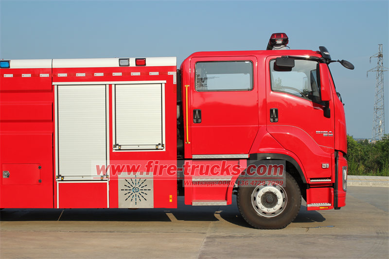 POWERSTAR firefighting vehicle with double cabin