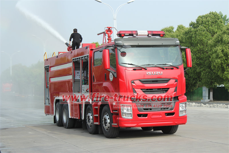 Isuzu GIGA fire truck testing before shipment