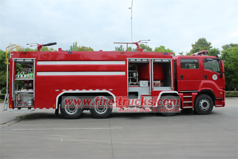 Isuzu GIGA 8×4 rescue fire truck