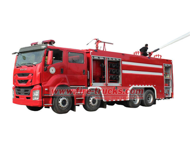 ISUZU GIGA fire tanker truck