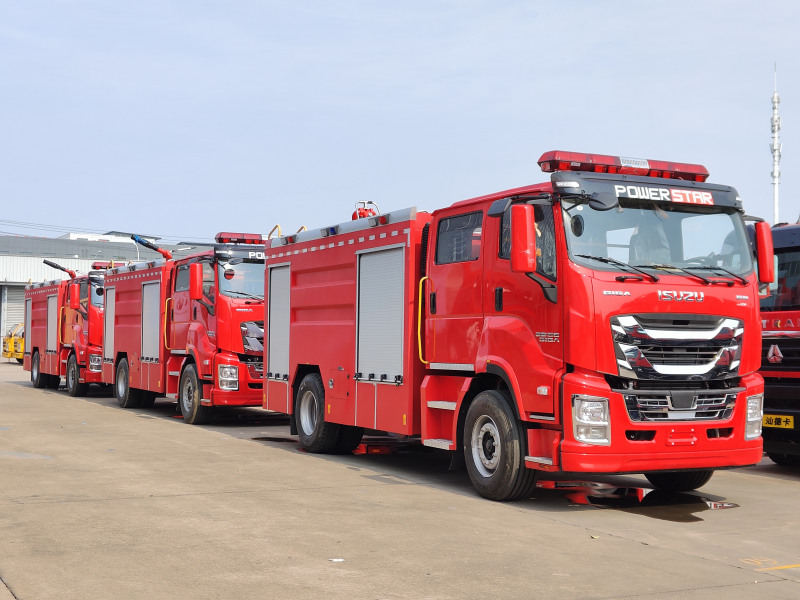 Dominican Isuzu giga model Fire rescue truck Dominican Isuzu giga model Fire rescue truck