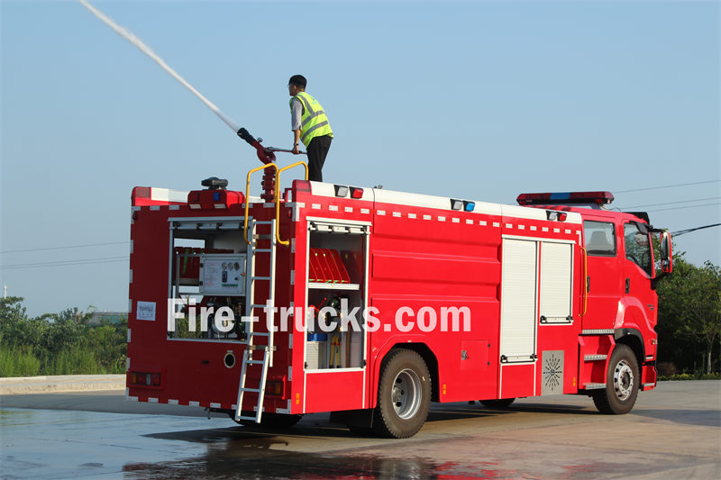 isuzu 4500 l water foam fire fighting truck isuzu 4500 l water foam fire fighting truck