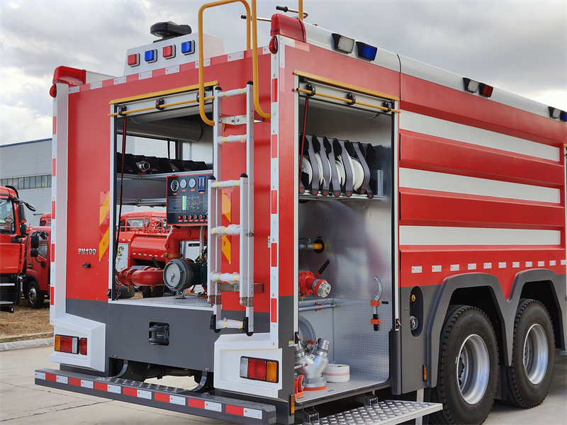 Senegal Isuzu GIGA 6X4 10000L foam water fire truck Senegal Isuzu GIGA 6X4 10000L foam water fire truck