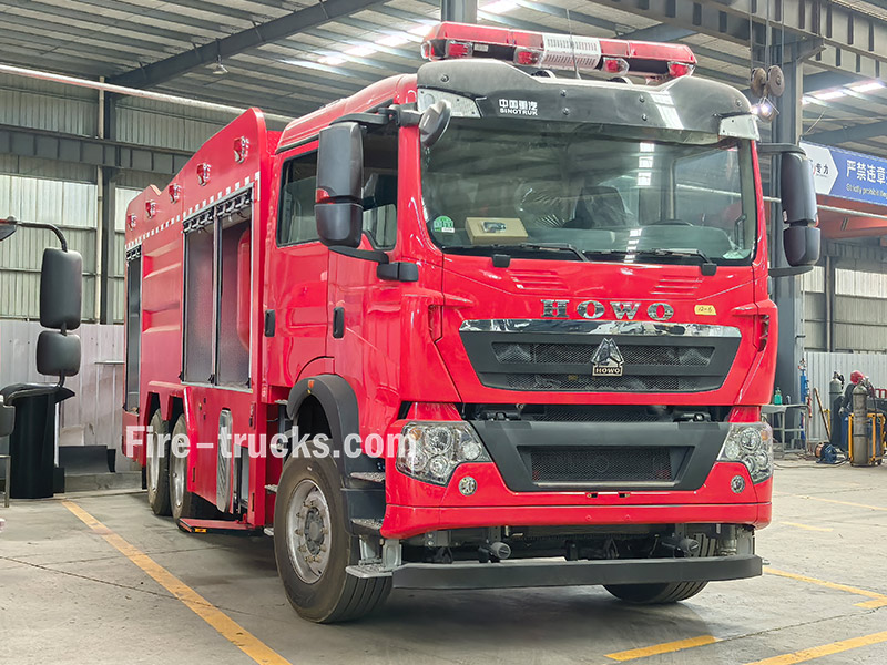 3000L water 3000L powder fire truck howo