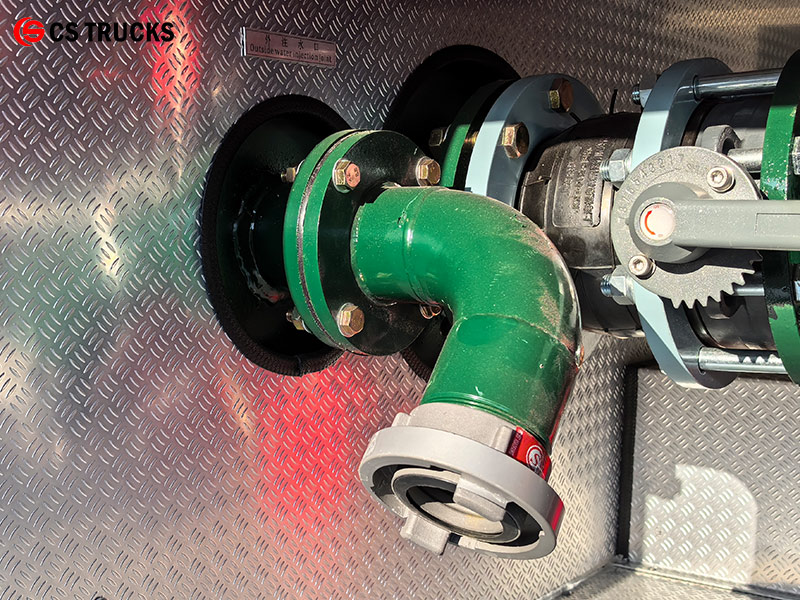 howo dry powder fire truck powder manhole