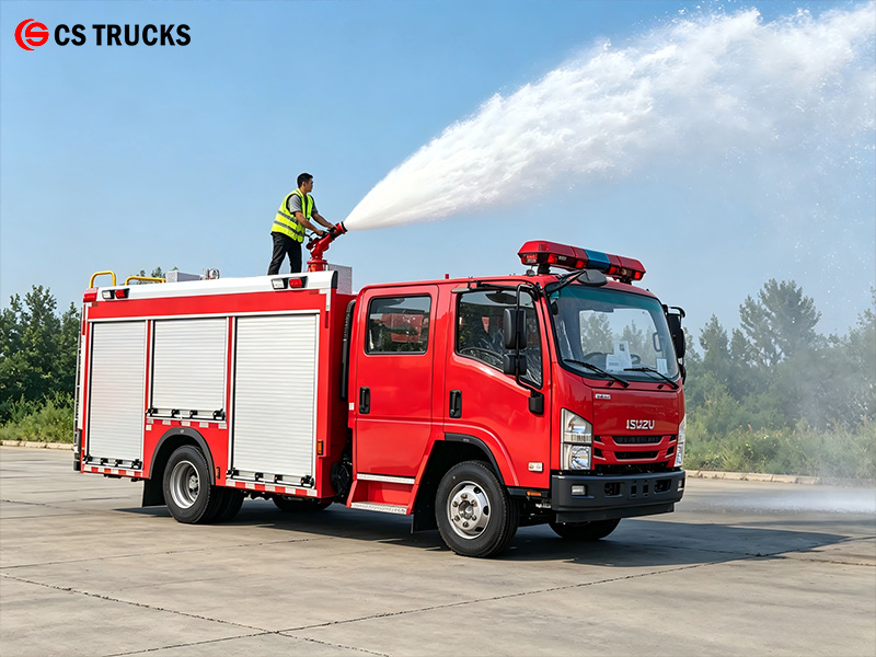 ISUZU 4000L Fire Fighting Water Tanker Truck
