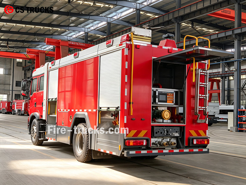 HOWO 6000 Liters Firefighting Water Tanker