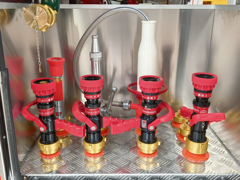 water/foam guns water/foam guns