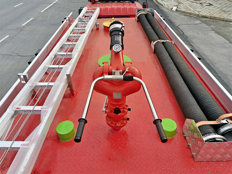 fire fighting truck