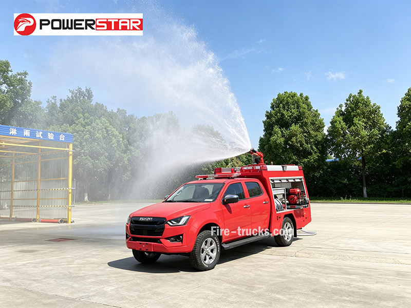 ISUZU 4X4 Foam Tender for Albania Chemical Tank Area Fire Suppression