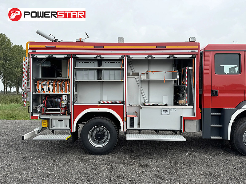 Foam fire fighting vehicle firefighting equipment