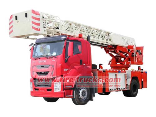 Isuzu 4x2 heavy duty GIGA aerial ladder fire truck