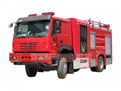 HOWO 4×4 off-road fire tanker truck