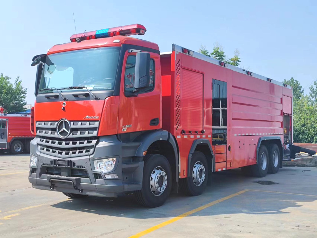 Saudi Arabia Benz Actros 580hp heavy foam fire truck
