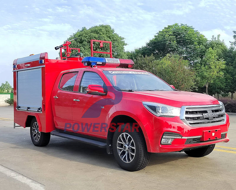 Isuzu 4x4 drive fire water tank pick-up