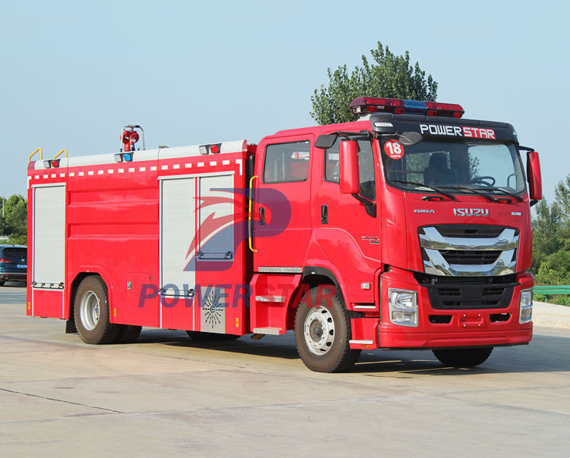 2025 year Isuzu GIGA 8000L fire fighting truck