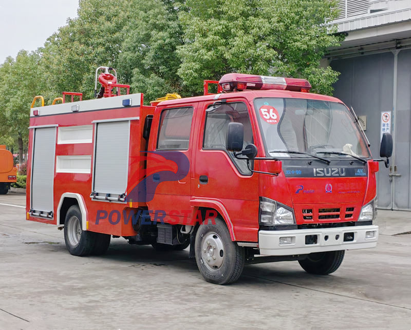 ISUZU NKR 3000L fire water tank truck